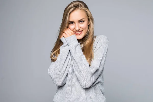 Retrato Una Mujer Feliz Sonriente Suéter Con Las Manos Cerca —  Fotos de Stock