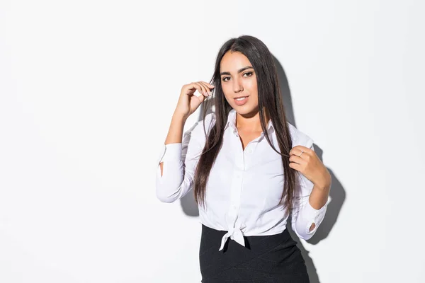 Portret Van Gelukkige Jonge Zakenvrouw Geïsoleerd Witte Achtergrond — Stockfoto