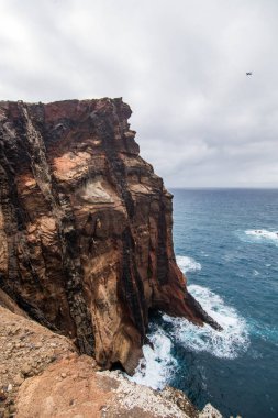 Popüler trekking ve güzel ve sıradışı Mars yatay, yürüyüş ve yürüyüş trail Madeira Adası - Ponta de Sao Lourenco denilen en doğu noktası