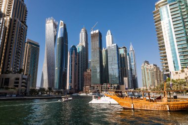 Skycrapers Dubai Marina Şubat 2017, Dubai Yat Limanı gece gece cityscape ışıkları