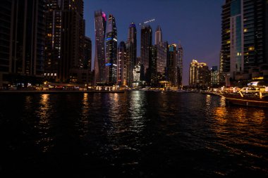 Skycrapers Dubai Marina Şubat 2017, Dubai Yat Limanı gece gece cityscape ışıkları