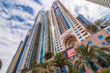 Modern mimari - yüksek doğmak ve binaların Dubai Marina, Birleşik Arap Emirlikleri