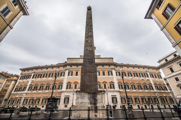 Rome, Italië - November 2018: Geschiedenis centrum straten van Rome — Stockfoto