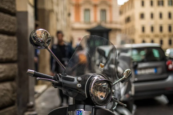 Roma, Italia - Novembre 2018: Centro storico Strade di Roma, Italia — Foto Stock