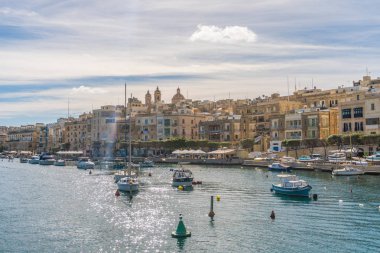 Malta - Kasım, 2018: Görünüm üzerinde tekne gezisi Malta şehirler limanları.
