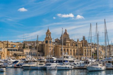 Malta - Kasım, 2018: Görünüm üzerinde tekne gezisi Malta şehirler limanları.