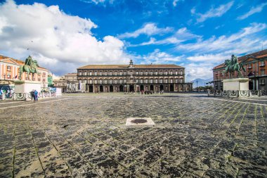 Naples, İtalya - Kasım, 2018: Kilise St Francis doğum Via del Plebiscito Napoli, İtalya