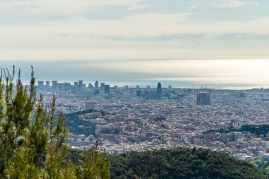 tibidabo, İspanya Barselona panoramik görünüm