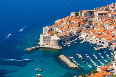 Dubrovnik, Hırvatistan. Eski kasabanın panoramik manzarası. Yukarıdan görüntüle