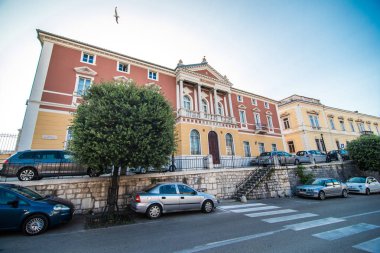 Zadar, Hırvatistan - Temmuz 2019: Turizm kenti Zadar, Dalmaçya Hırvatistan 'ın sokakları