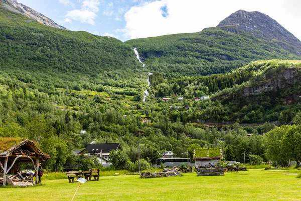 Dorfhäuser Geiranger Fjord Norwegen — Stockfoto