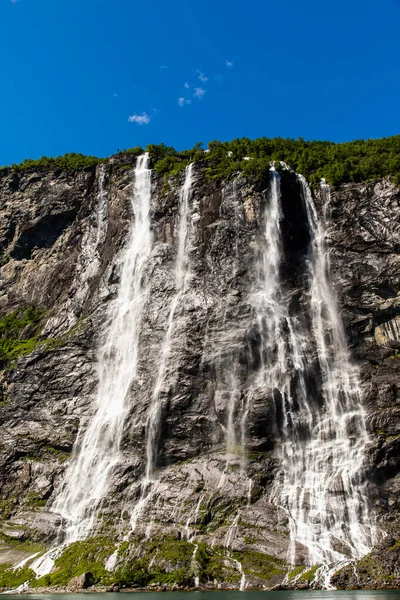 Geiranger Fjord 瀑布七姐妹 挪威美丽的自然景观 — 图库照片