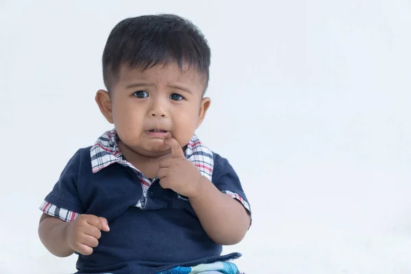 Asiático Menino Triste Sozinho — Fotografia de Stock