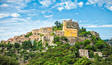 Eze, Güney Fransa 'da Alpes-Maritimes bölgesinde küçük bir köydür., 