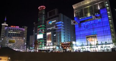 Seul, Güney Kore: Dongdaemun alışveriş bölgesinin gece manzarası