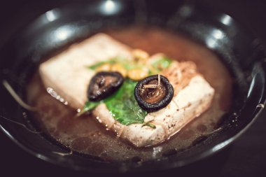 Geçici Tayland Buharı Kokulu Tofu