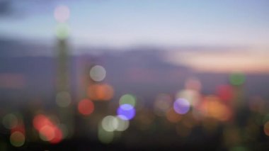 Gece bokeh daireler ile Taipei şehrin odak Çekme, Tayvan