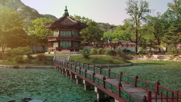 Hermosa Vista Atardecer Del Pabellón Hyangwonjeong Palacio Gyeongbokgung Seúl Corea — Vídeos de Stock