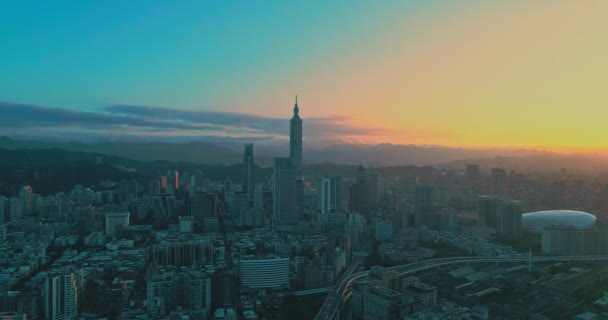 Zonsondergang Kleur Van City Taipei Met Dramatische Wolken Brug Opzij — Stockvideo