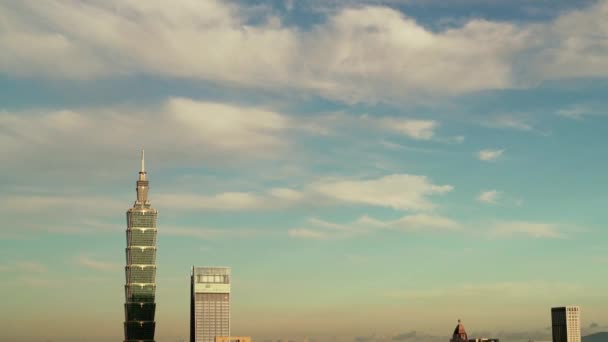 Východ Slunce Města Taipei Krásnými Mraky — Stock video