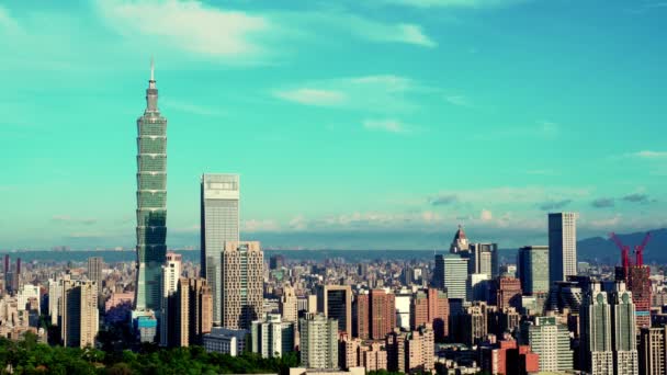 Salida Del Sol Ciudad Taipei Con Hermosas Nubes — Vídeo de stock