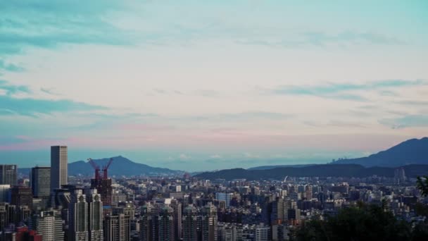 Alba Della Città Taipei Con Belle Nuvole — Video Stock