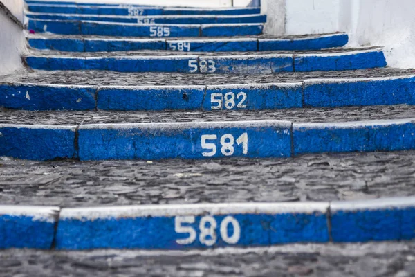 Numbered Steps Rise Port Center Thira Santorini — Stock Photo, Image