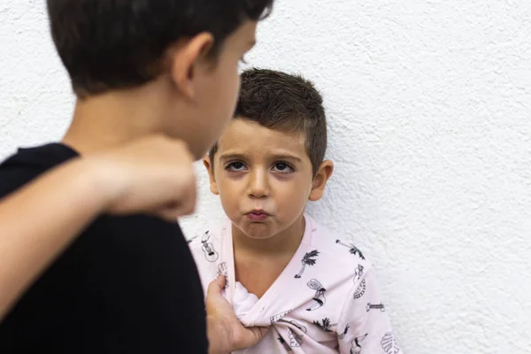 Little Kid Hitting Another Child Bullying Concept — Stock Photo, Image