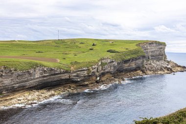 El Bolao kayalıkları. Cantabria, İspanya'da inanılmaz lasndscape.