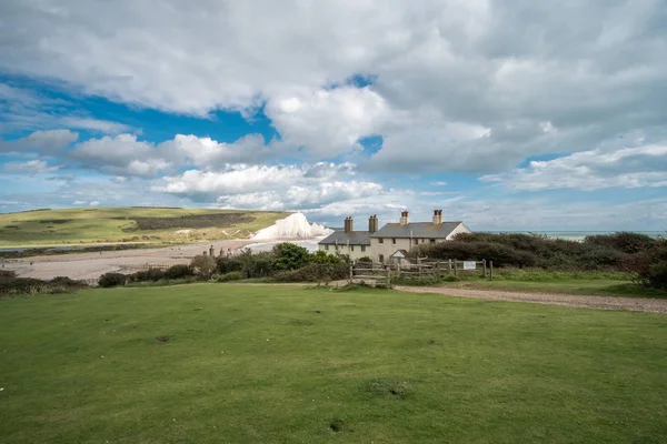 Seven Sisters Cliffs, İngiliz Ch tarafından tebeşir kayalıklar bir dizi — Stok fotoğraf