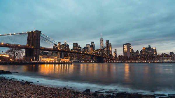 Cityscape Widok Nocny Mostu Brooklyn Budynków Manhattanie Nowym Jorku Stany — Zdjęcie stockowe