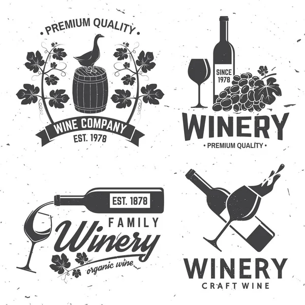 Ensemble de badge, de signe ou d'étiquette de l'entreprise vinicole. Illustration vectorielle . — Image vectorielle