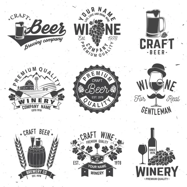集工艺啤酒和酒厂公司徽章、标牌或标签。矢量插图 — 图库矢量图片
