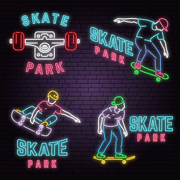 Conjunto de letrero de parque de skate de neón sobre fondo de pared de ladrillo. Ilustración vectorial . — Vector de stock