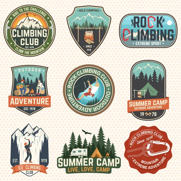 Set van Rock Climbing club en zomerkamp badges. Vector. — Stockvector