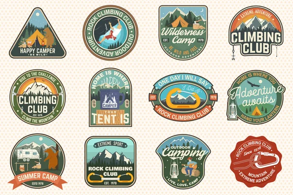 Ensemble d'insignes de club d'escalade et de camp d'été. Concept pour chemise ou imprimé, timbre, patch ou tee-shirt. Design typographique vintage avec tente de camping, remorque, camping-car, grimpeur, mousqueton et montagnes — Image vectorielle