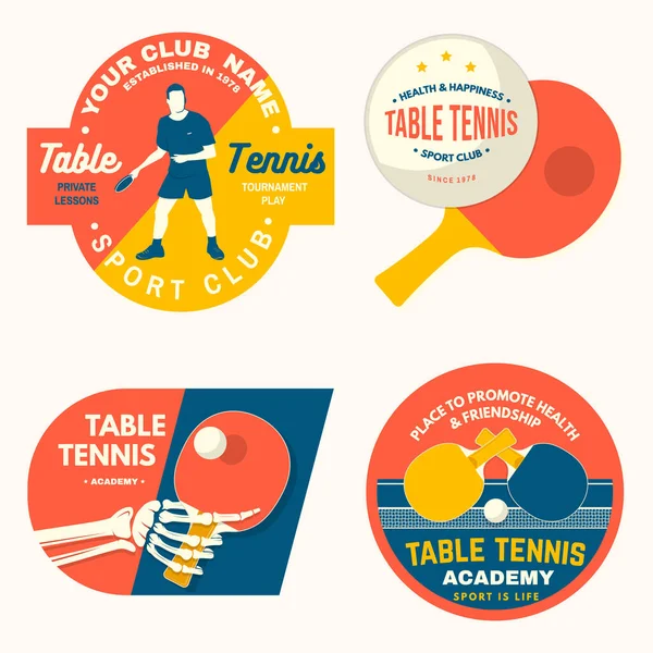 Masa tenisi rozeti, kafatası destekli masa tenisi raketi ve tenis oynayan sporcu adam. Vektör. Masa tenisi logosu şablonları ve rozetler için. Sağlık ve dostluğu destekleyecek bir yer.