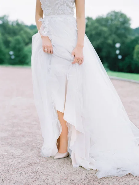 Elegante Hermosa Novia Vestido Novia Blanco Fotografía Analógica Película — Foto de Stock