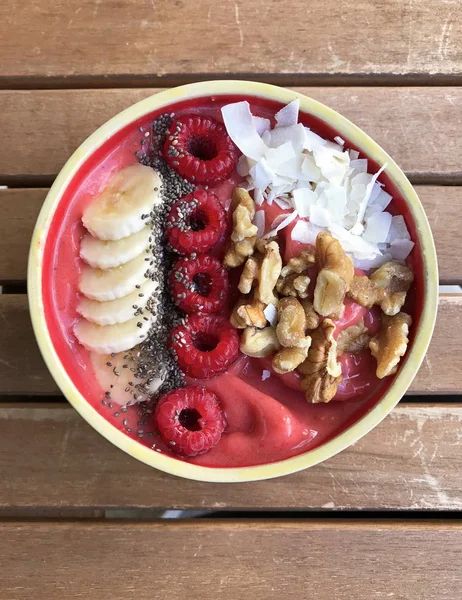 Healthy breakfast, freshly prepared is the Smoothie Bowl. Ingred — Stock Photo, Image