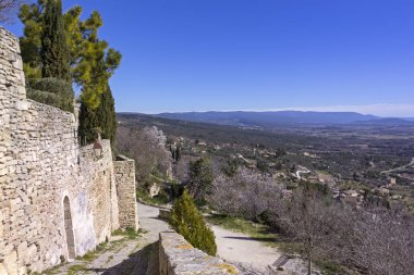 Provence küçük Fransız köyü Gordes bir parçası görünümü