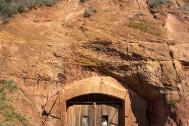 Roussillon Proven Vaucluse bölümünde bir komün