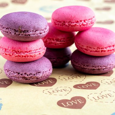 Macaroni, yumurta akı, şeker ve zemin Almo yapılmış Fransız pasta