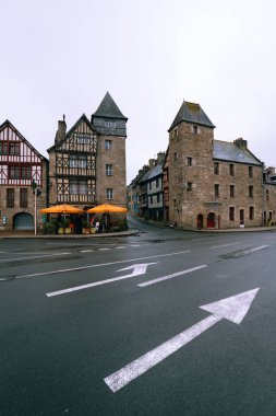 Fransa 'nın Bretagne kentindeki Treguier kasabasında eski evler