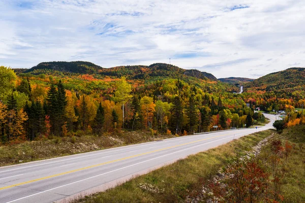 Empty Road Quebec Beautiful Autumn Colors — Stock Photo, Image
