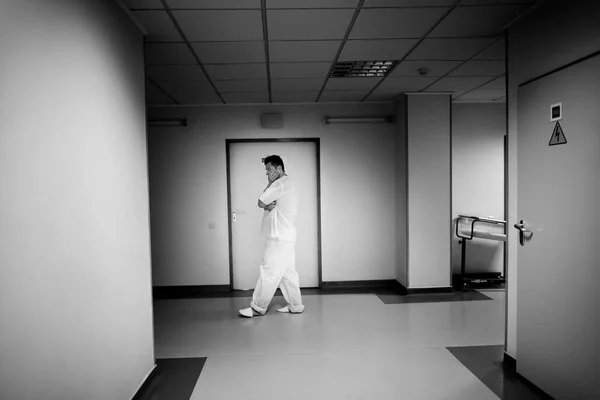 Man Waiting Hospital Background — Stock Photo, Image
