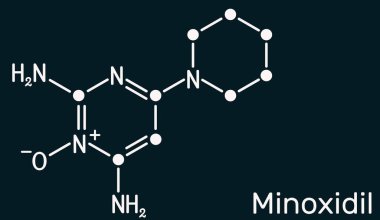 Minoxidil molekül. Saç dökülmesini tedavi etmek için kullanılan anti-hipertansif vazodilatör ilacı. Koyu mavi arkaplanda yapısal kimyasal formül. Görüntü