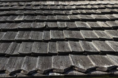 Ahşap çatı tahtalarından arka plan çivili