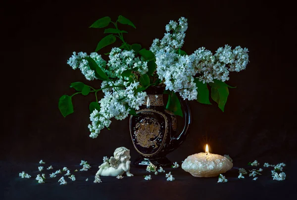 Ainda Vida Com Uma Vela Preto Branco — Fotografia de Stock