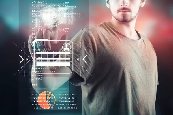 Mann Arbeitet Einer Futuristischen Medienschnittstelle — Stockfoto