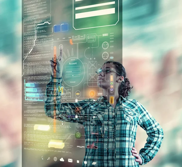 Frau Mit Futuristischem Touchscreen Computer Auf Buntem Bokeh Hintergrund — Stockfoto